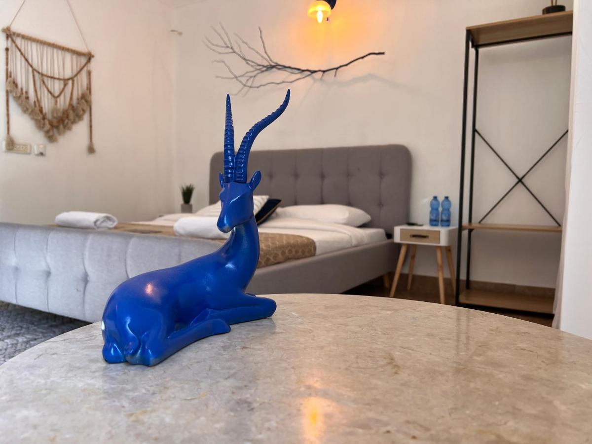 Lord Of The Dead Sea By Crown Aparthotel Neve Zohar Exteriör bild